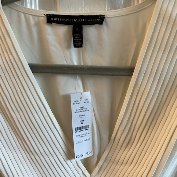 White House black market (WHBM) snow white blouse NWT - Picture 2 of 2